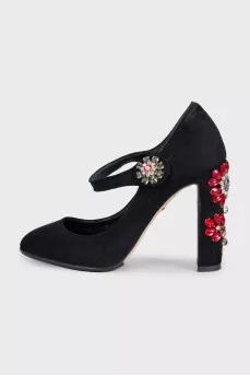 Suede shoes decorated with crystals