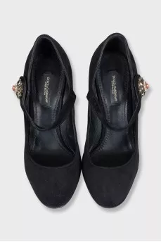 Suede shoes decorated with crystals