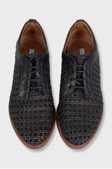 Black woven leather shoes