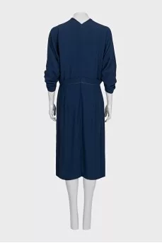 Blue fitted dress with puff sleeves