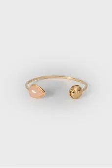 Bracelet thin golden in the form of a drop