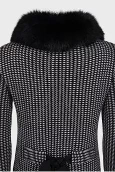 Black and white coat with a fur collar