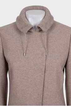 Cropped brown single-breasted coat