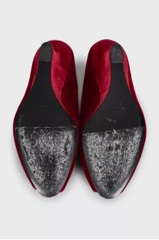 Red velvet wedge shoes