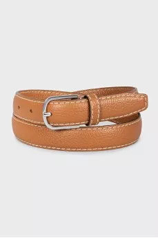Brown belt with contrast stitching