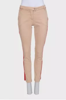 Straight-leg beige jeans with contrasting stripes