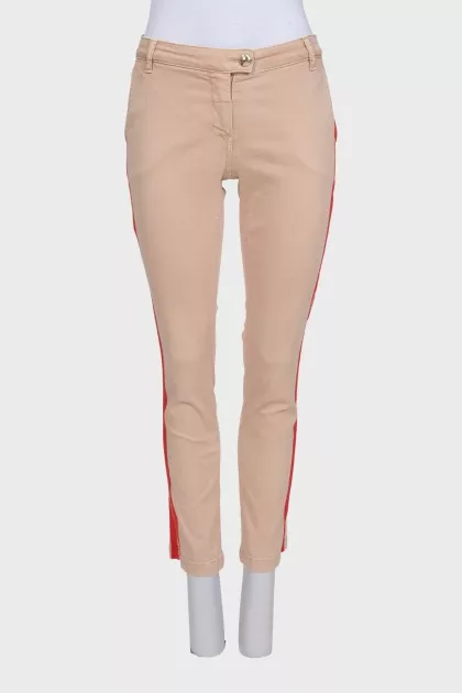 Straight-leg beige jeans with contrasting stripes