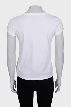 White straight-cut T-shirt with a signature print