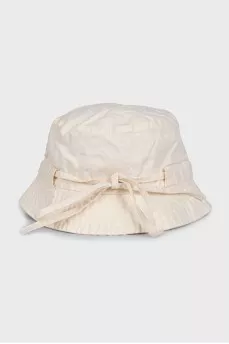 Panama hat with a silver logo