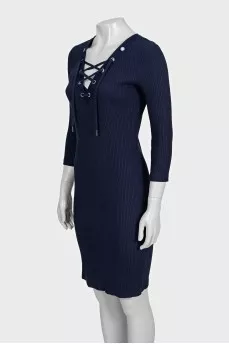 Fitted ribbed dress with lacing