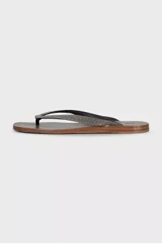 Flip-flops with signature decor
