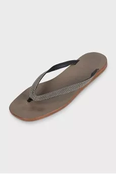 Flip-flops with signature decor
