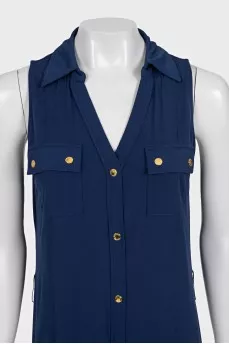 Straight dress with gold buttons