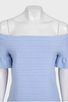 Off-the-shoulder fitted top