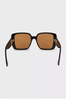 Square sunglasses with yellow lenses
