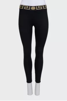 Leggings with a signature print on an elastic waistband