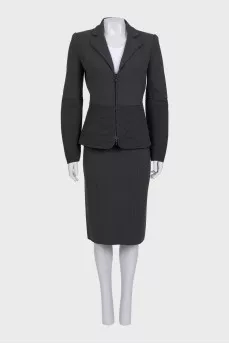 Gray suit with a midi skirt