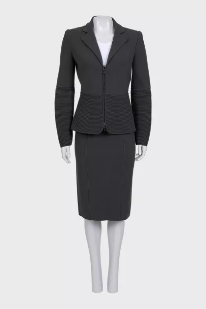Gray suit with a midi skirt