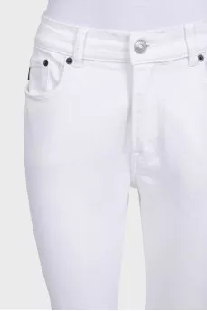 Slim-fit white jeans