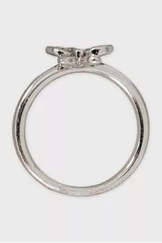 Gold ring with a flower and diamonds