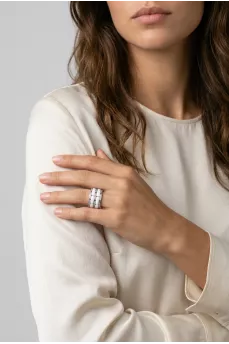 Ultra White Gold Ring