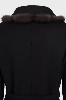 Reversible cashmere coat with fur trim