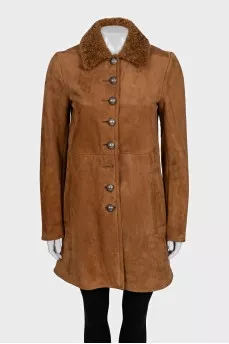 Brown suede coat with a straight cut