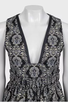 Fitted printed dress with a full skirt