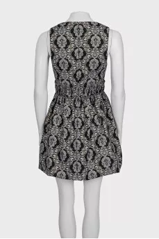 Fitted printed dress with a full skirt