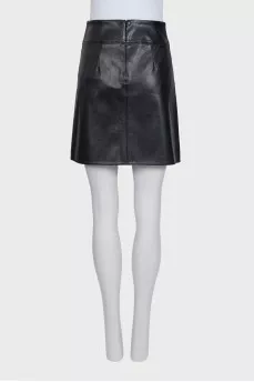 Black straight skirt with a zipper