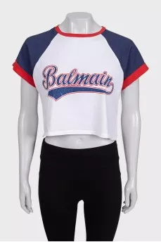 White top with print and colored sleeves
