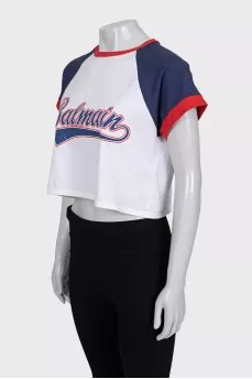 White top with print and colored sleeves