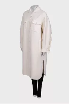 Straight-cut wool coat with patch pockets