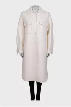 Straight-cut wool coat with patch pockets