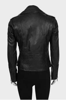 Fitted leather jacket with pockets