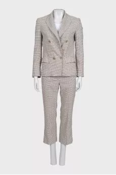 Beige checkered suit with trousers
