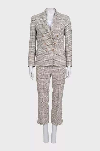 Beige checkered suit with trousers