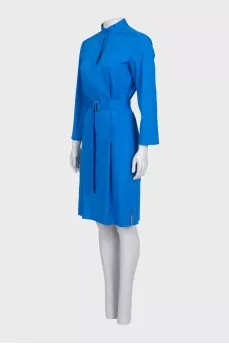 Синя приталена сукня з поясом