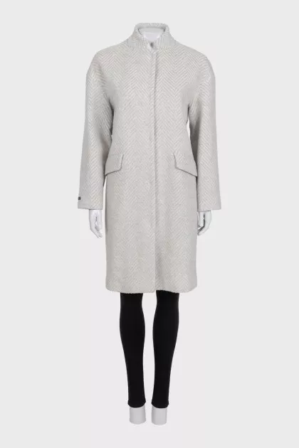 Gray loose-fitting coat with a print