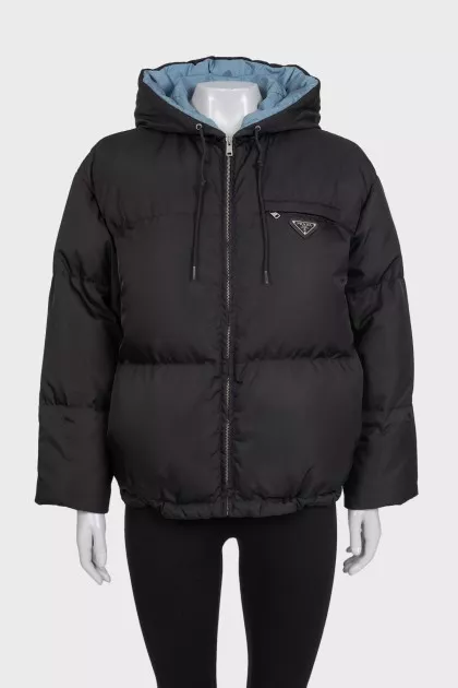 Чорний пуховик Re-Nylon з капюшоном