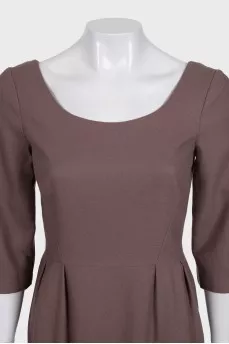 Brown wool dress with a cutout back