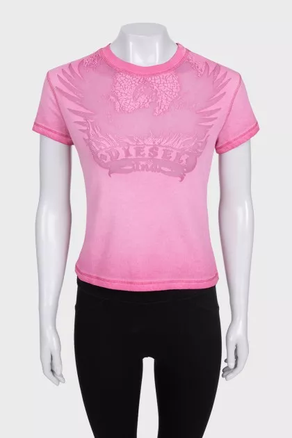 Pink gradient t-shirt with tag