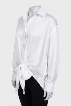 Loose-fitting button-down blouse with ties