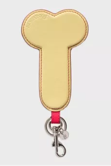 Leather keychain with a decorative pattern