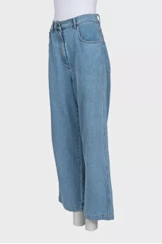 High-waisted wide-leg jeans