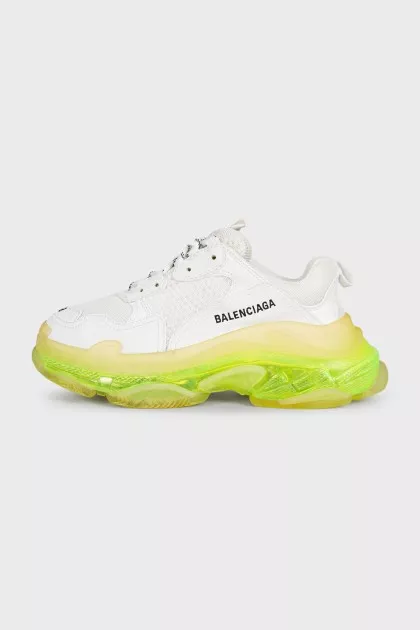 Кросівки з яскравою підошвою Triple S