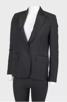 Black classic buttoned jacket