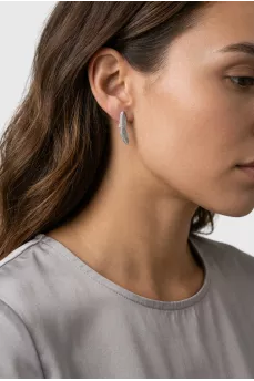 White gold shaped earrings