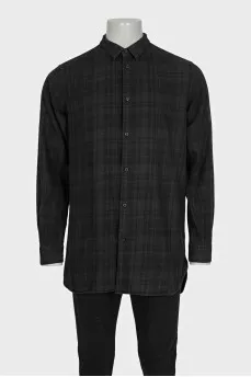 Men's long black checkered shirt