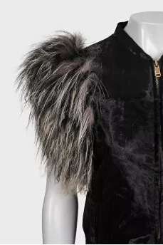 Vintage black fur shoulder vest with tag